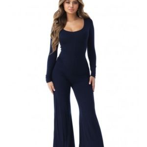 Sky jumpsuit back chain detail MD